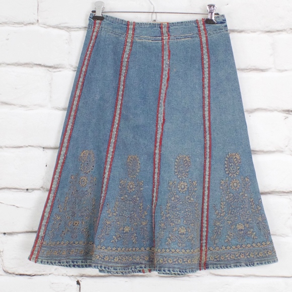 Motto Dresses & Skirts - Motto Boho Jean Skirt Size 6